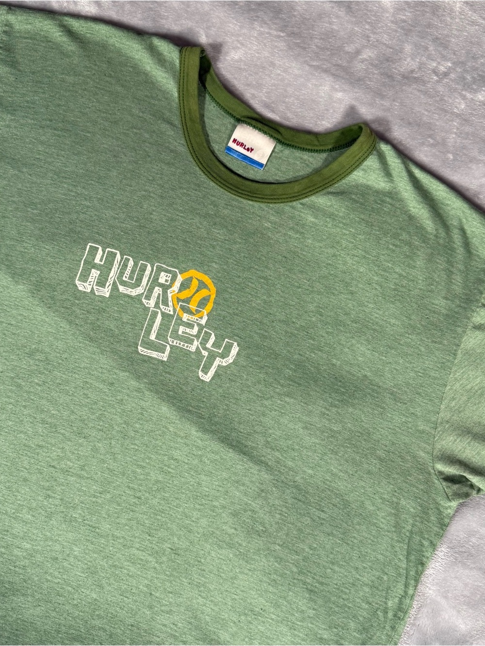 Vintage Hurley T Shirt Mens XL Slim Fit Lightweight Thin Single Stitch USA 90s